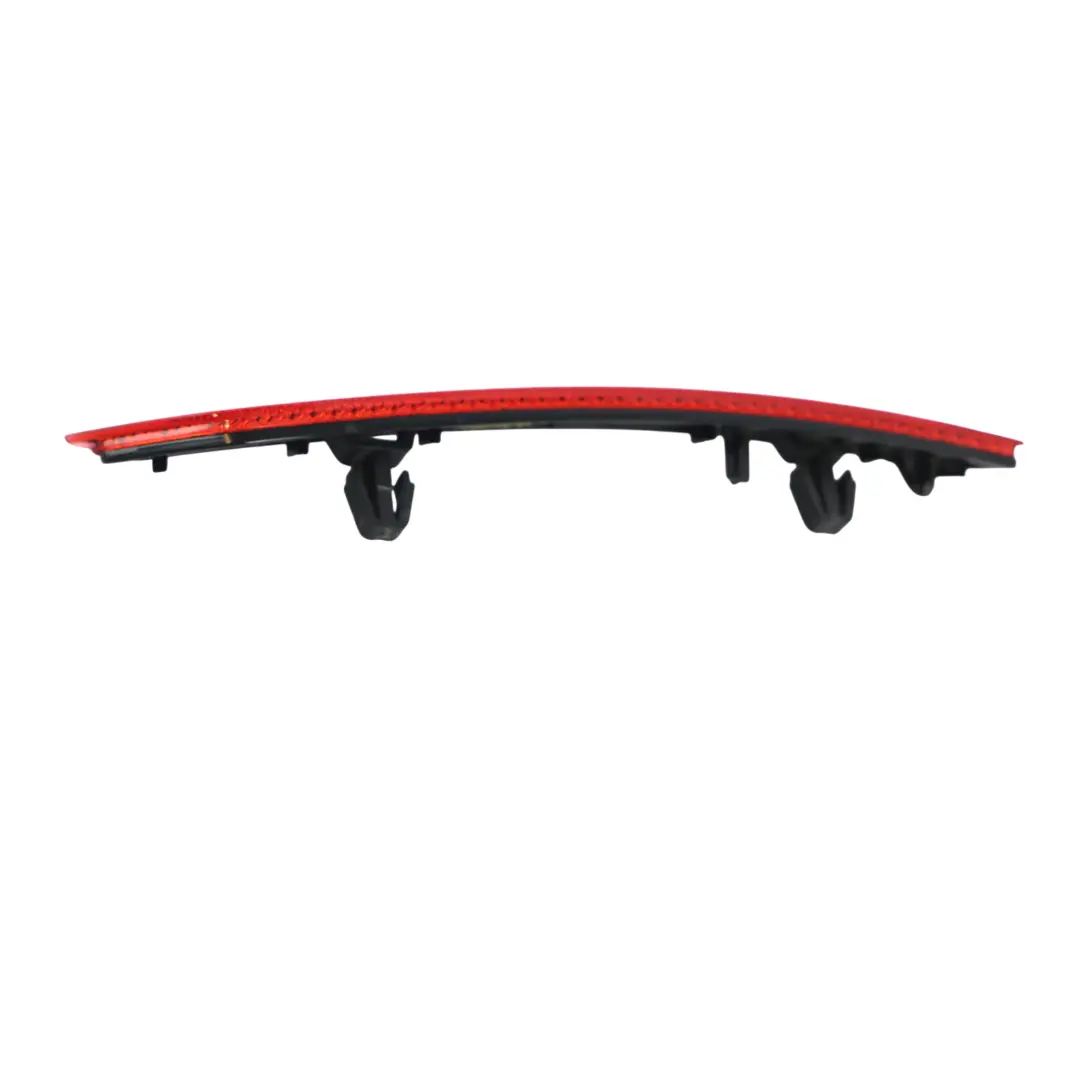 Reflektor Stoßstange Hinten Innen Rechts für Volkswagen Passat B8 mit Teilenummer 3G0945104A Volkswagen Passat B8 Reflektor Stoßstange Hinten Innen Rechts - SKU 3G0945104A - Teilenummer 3G0945104A