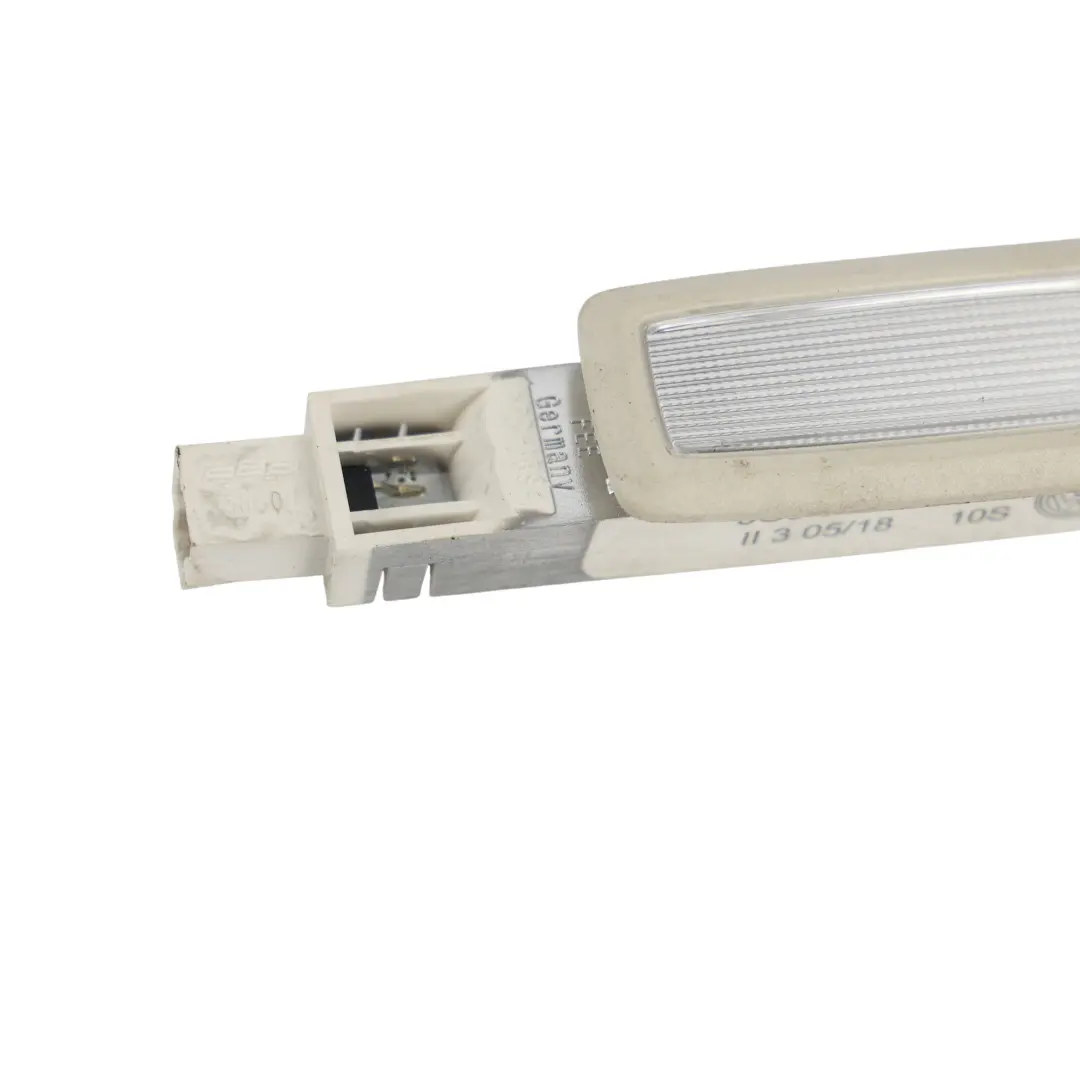 Sonnenblende Leselampe Innenbeleuchtung für Volkswagen Passat B8 mit Teilenummer 3G0947109 Volkswagen Passat B8 Sonnenblende Leselampe Innenbeleuchtung - SKU 3G0947109 - Teilenummer 3G0947109