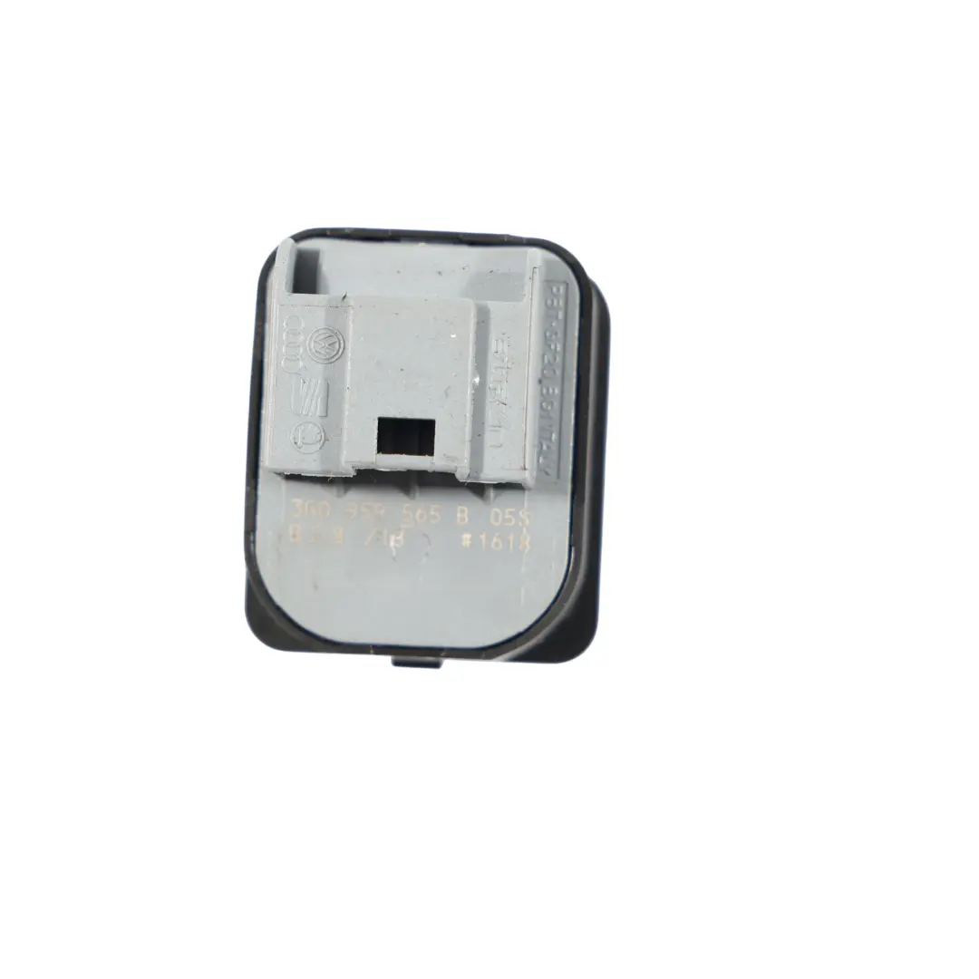 Bouton Panneau Commutateur Miroir Électrique pour Volkswagen Passat B8 à propos du numéro de pièce 3G0959565B Volkswagen Passat B8 Bouton Panneau Commutateur Miroir Électrique - SKU 3G0959565B - Numéro de pièce 3G0959565B