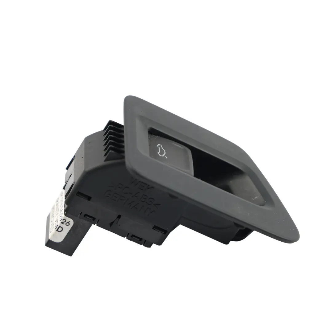 Bouton Commutateur Panneau Ouverture Hayon pour Volkswagen Passat B8 à propos du numéro de pièce 3G0959831 Volkswagen Passat B8 Bouton Commutateur Panneau Ouverture Hayon - SKU 3G0959831 - Numéro de pièce 3G0959831