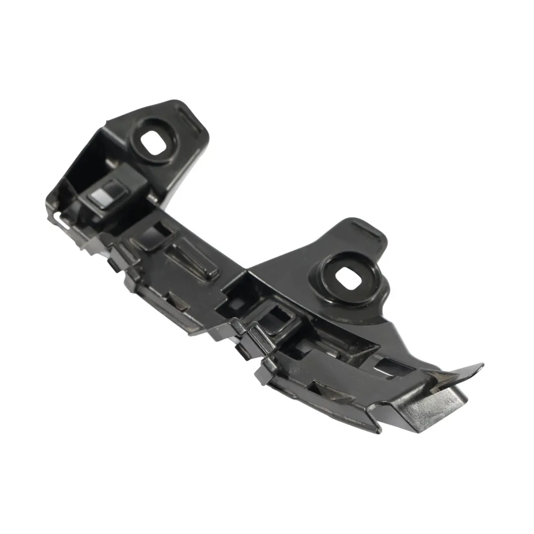 Soporte Montaje Paragolpes Trasero Derecho para Volkswagen Passat B8 con número de pieza 3G5807484A Volkswagen Passat B8 Soporte Montaje Paragolpes Trasero Derecho - SKU 3G5807484A - Número de pieza 3G5807484A
