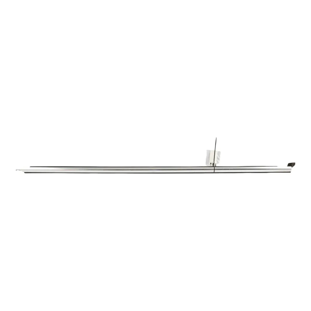 Modanatura Finestrino Porta Post. Sinistra Est. per Volkswagen Passat B8 con numero di parte 3G5839475M Volkswagen Passat B8 Modanatura Finestrino Porta Post. Sinistra Est. - SKU 3G5839475M - Numero di parte 3G5839475M