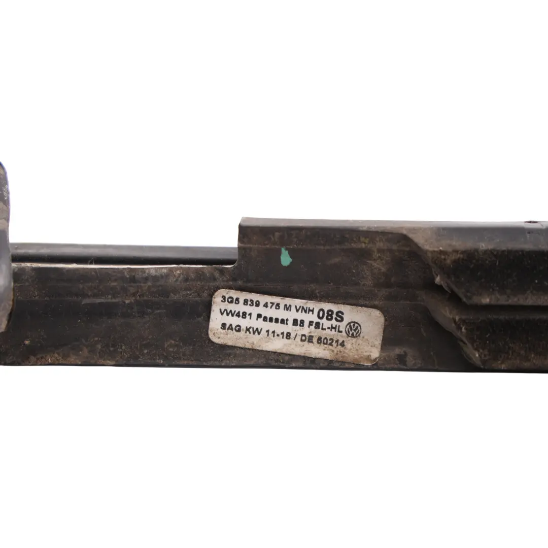 Tür Fenster Zierleiste Außen Hinten Links für Volkswagen Passat B8 mit Teilenummer 3G5839475M Volkswagen Passat B8 Tür Fenster Zierleiste Außen Hinten Links - SKU 3G5839475M - Teilenummer 3G5839475M
