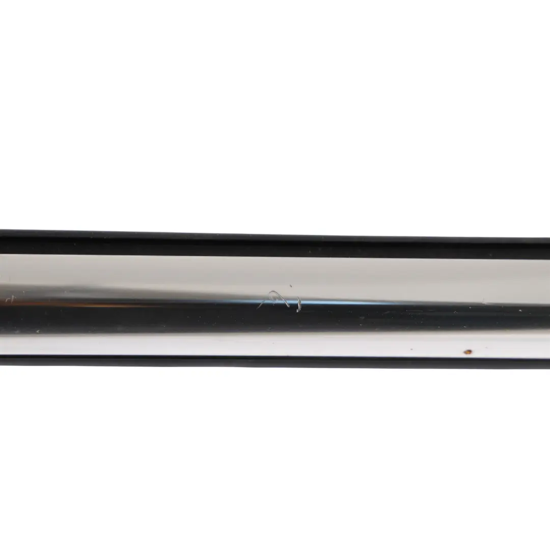 Modanatura Finestrino Porta Post. Sinistra Est. per Volkswagen Passat B8 con numero di parte 3G5839475M Volkswagen Passat B8 Modanatura Finestrino Porta Post. Sinistra Est. - SKU 3G5839475M - Numero di parte 3G5839475M