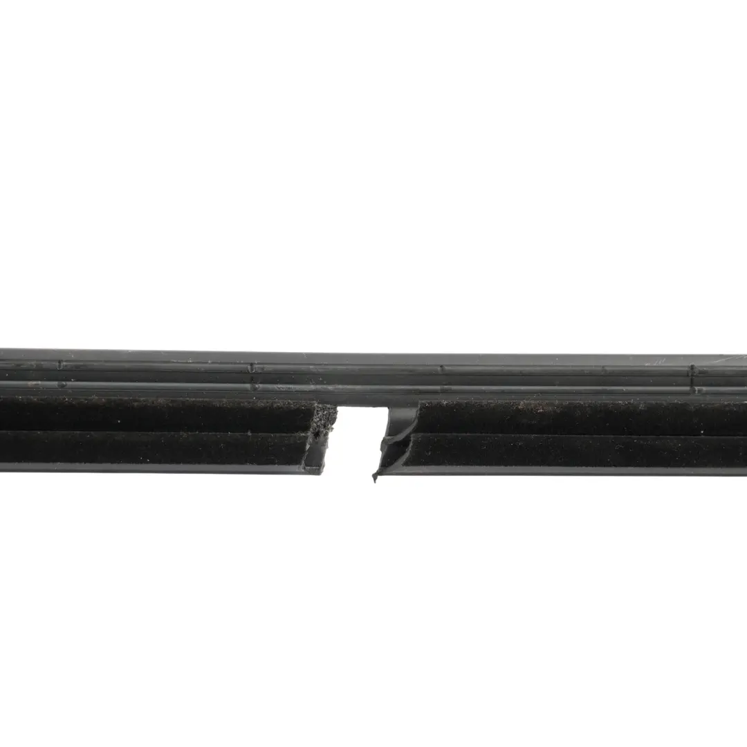 Volkswagen Passat B8 Junta Goma Ventana Puerta Interior Izquierda - SKU 3G5839479 - Número de pieza 3G5839479