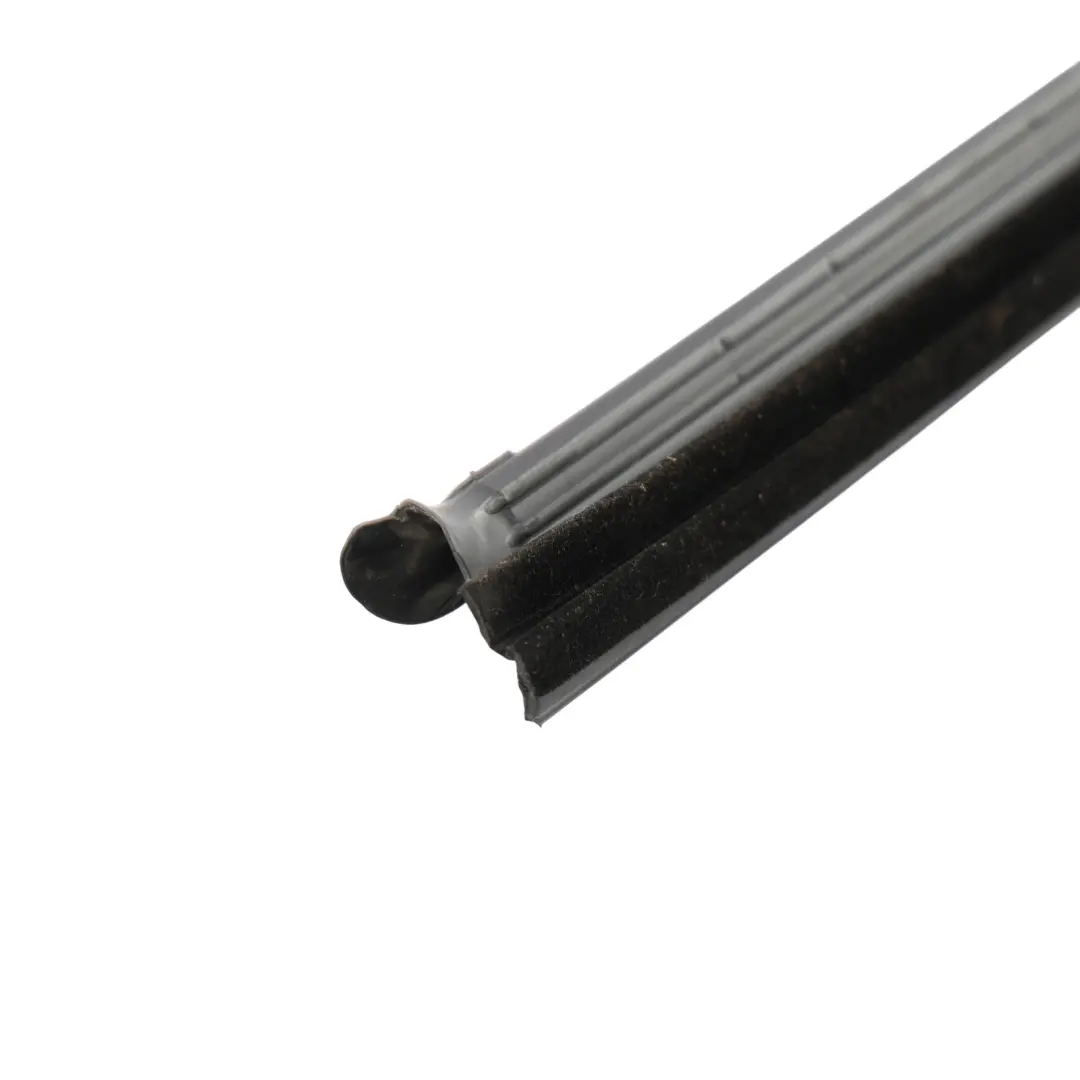 Volkswagen Passat B8 Joint Caoutchouc Vitre Porte Intérieur Gauche - SKU 3G5839479 - Numéro de pièce 3G5839479