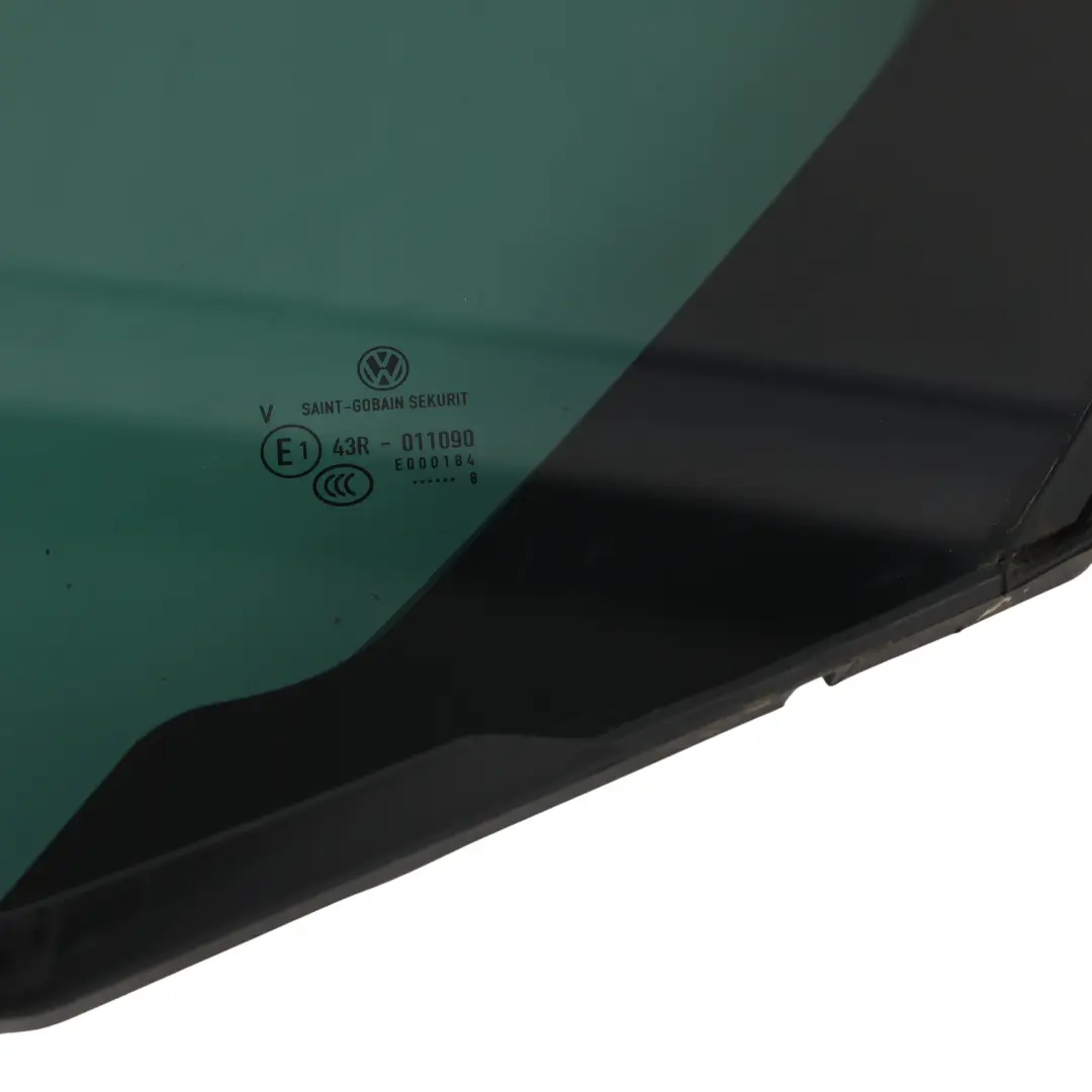 Szyba Karoseryjna Lewa Tylna Przyciemniana do Volkswagen Passat B8 o numerze 3G5845213BP Volkswagen Passat B8 Szyba Karoseryjna Lewa Tylna Przyciemniana - SKU 3G5845213BP - Numer Części 3G5845213BP