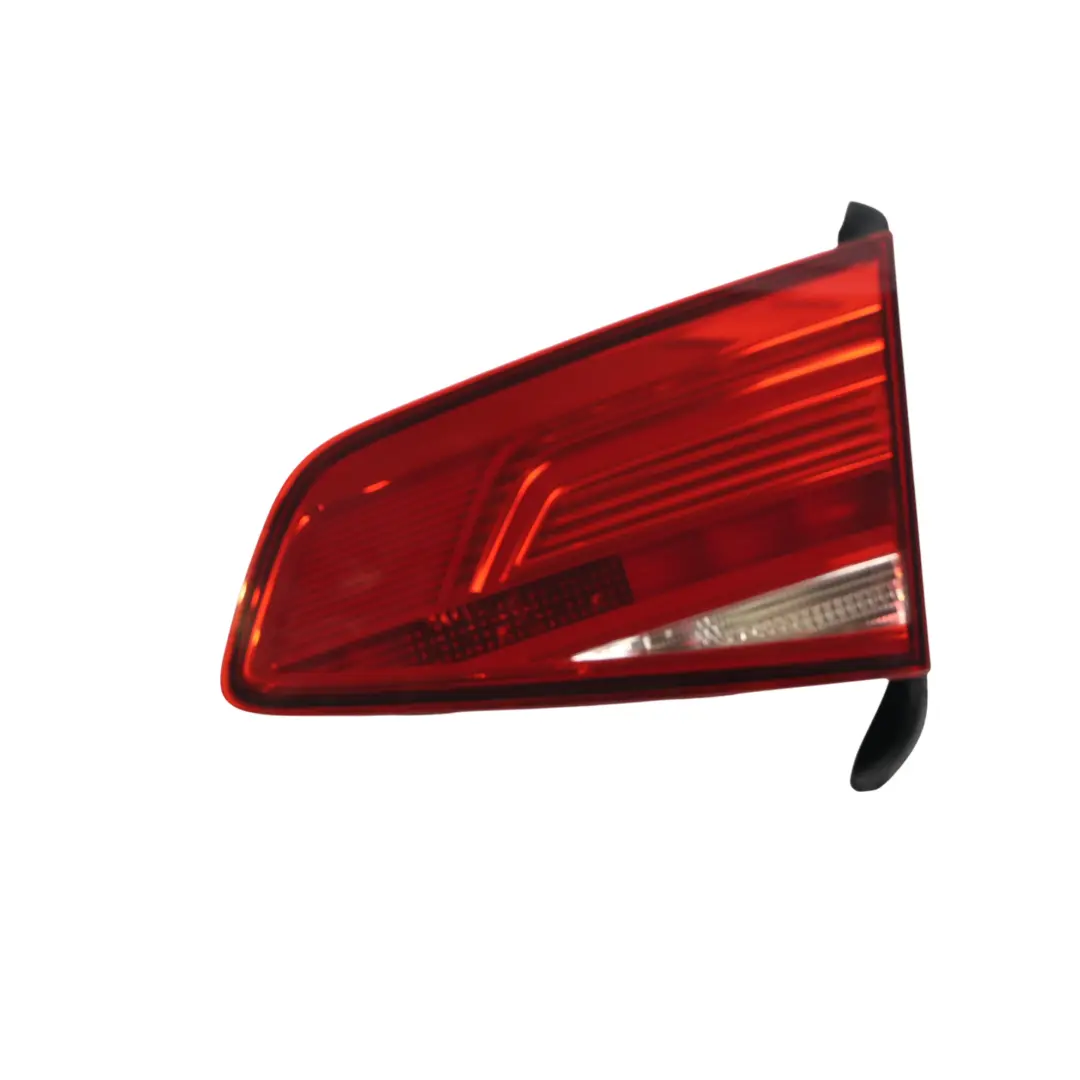 Fanale Posteriore Interno Destro per Volkswagen Passat B8 Berlina con numero di parte 3G5945094B Volkswagen Passat B8 Berlina Fanale Posteriore Interno Destro - SKU 3G5945094B - Numero di parte 3G5945094B