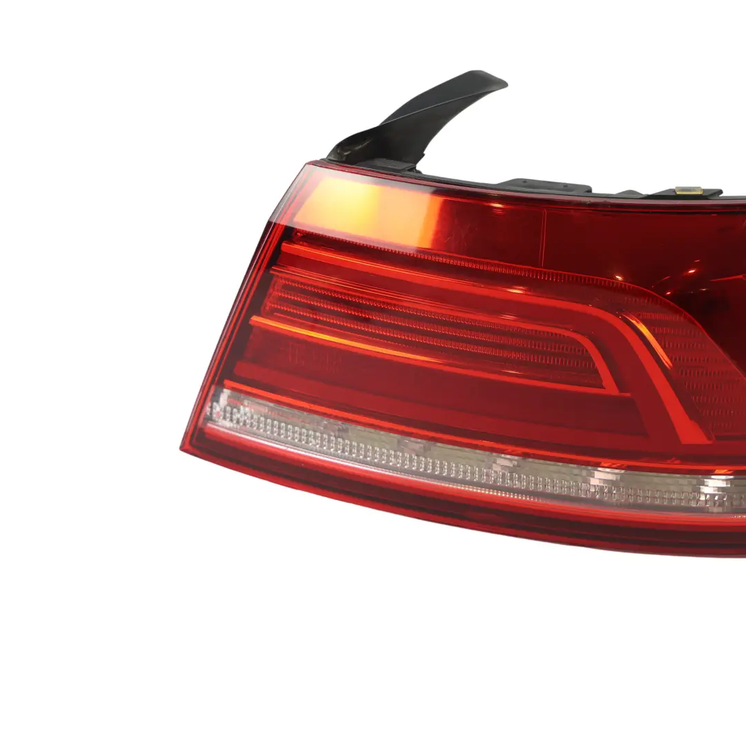 Volkswagen Passat B8 Sedán Luz Trasera LED Derecha - SKU 3G5945096F - Número de pieza 3G5945096F