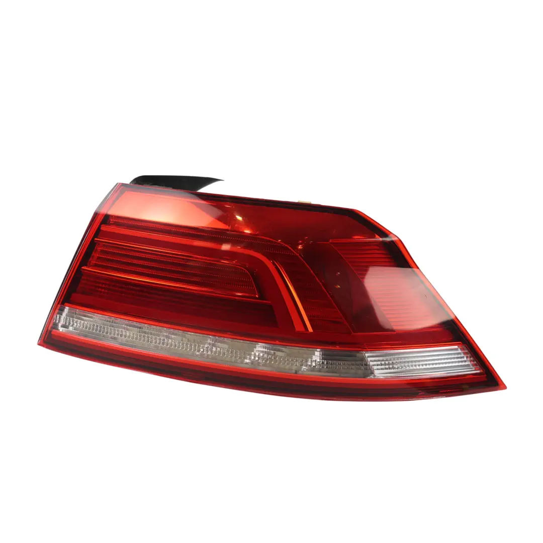 Fanale Posteriore LED Destro per Volkswagen Passat B8 Berlina con numero di parte 3G5945096F Volkswagen Passat B8 Berlina Fanale Posteriore LED Destro - SKU 3G5945096F - Numero di parte 3G5945096F