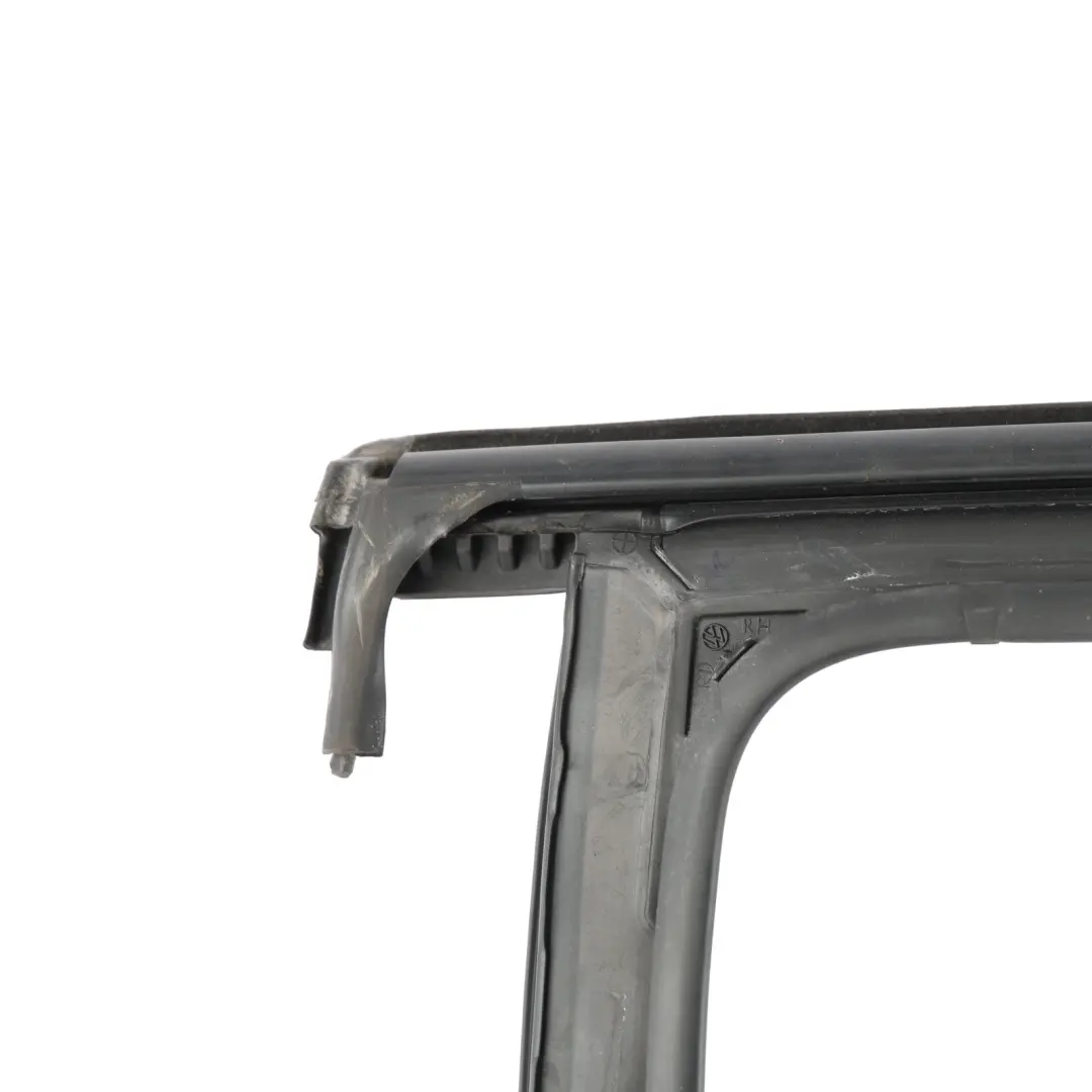 Door Window Frame Seal Top Strip Right O/S to Volkswagen Passat B8 Rear with Part number 3G9839432AK Volkswagen Passat B8 Rear Door Window Frame Seal Top Strip Right O/S - SKU 3G9839432AK - Part number 3G9839432AK