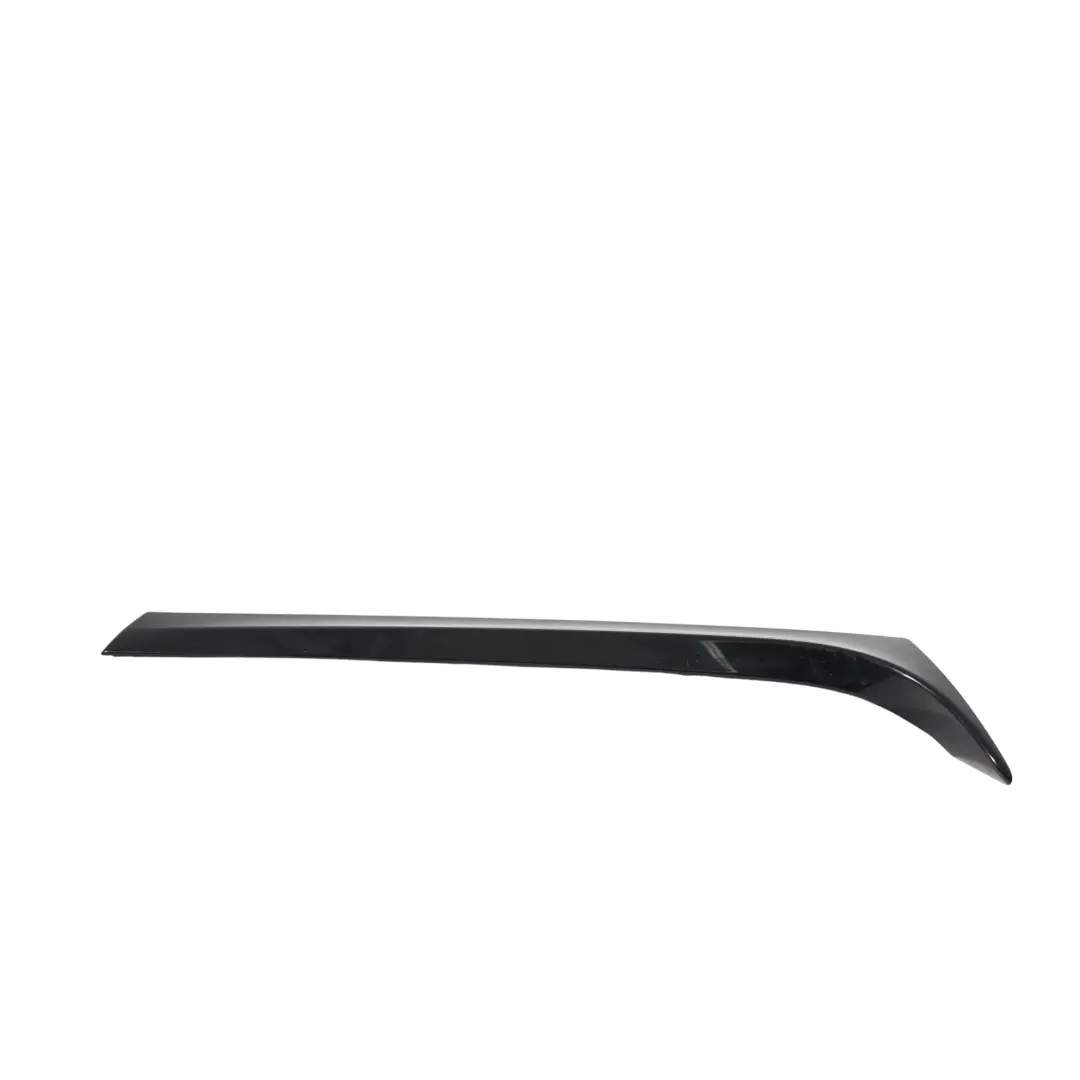 Volkswagen Passat B8 Break Becquet Hayon Arrière Gauche - SKU 3G9805945 - Numéro de pièce 3G9805945