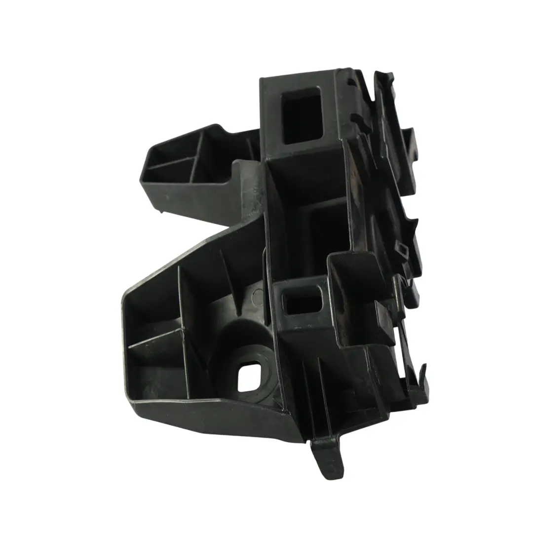 Support Fixation Pare-Chocs Arrière Droit pour Volkswagen Passat B8 à propos du numéro de pièce 3G9807484A Volkswagen Passat B8 Support Fixation Pare-Chocs Arrière Droit - SKU 3G9807484A - Numéro de pièce 3G9807484A