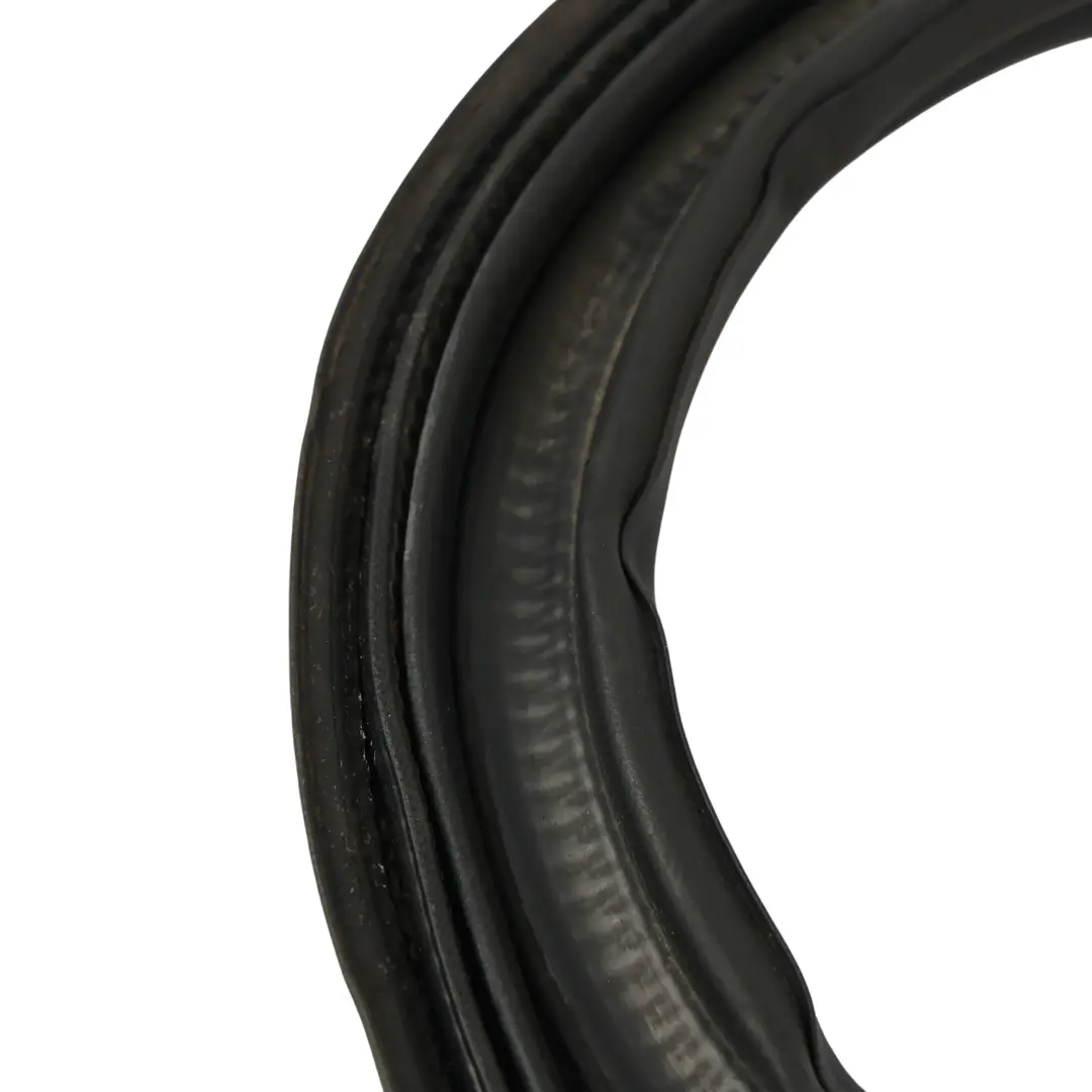 Volkswagen Passat B8 3G Kofferraum Heckklappe Dichtung Gummi - SKU 3G9827705C - Teilenummer 3G9827705C