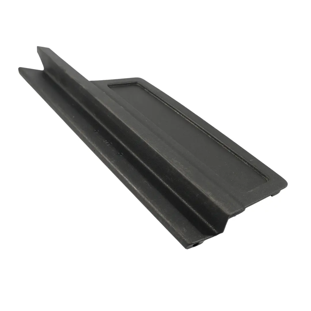Rivestimento Bagagliaio Sinistro per Volkswagen Passat B8 Elemento con numero di parte 3G9867463 Volkswagen Passat B8 Elemento Rivestimento Bagagliaio Sinistro - SKU 3G9867463 - Numero di parte 3G9867463
