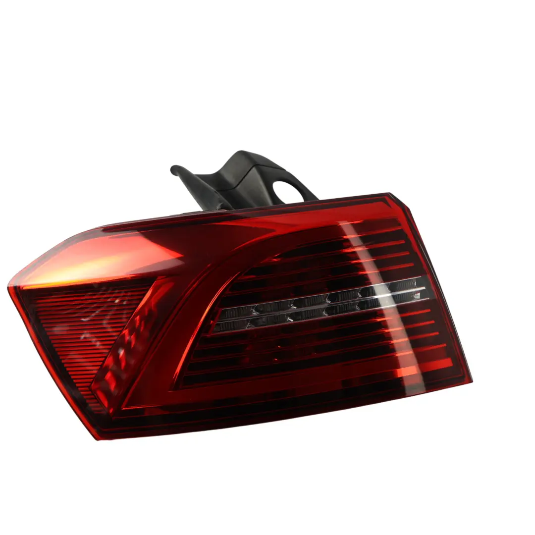 Fanale Posteriore Sinistro per Volkswagen Passat B8 Estate con numero di parte 3G9945207J Volkswagen Passat B8 Estate Fanale Posteriore Sinistro - SKU 3G9945207J - Numero di parte 3G9945207J
