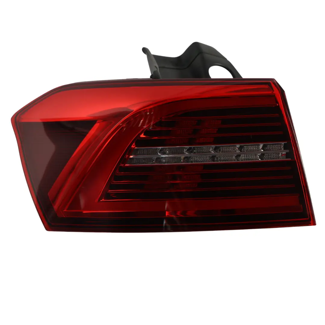 Volkswagen Passat B8 Estate Luz Trasera Izquierda - SKU 3G9945207J - Número de pieza 3G9945207J