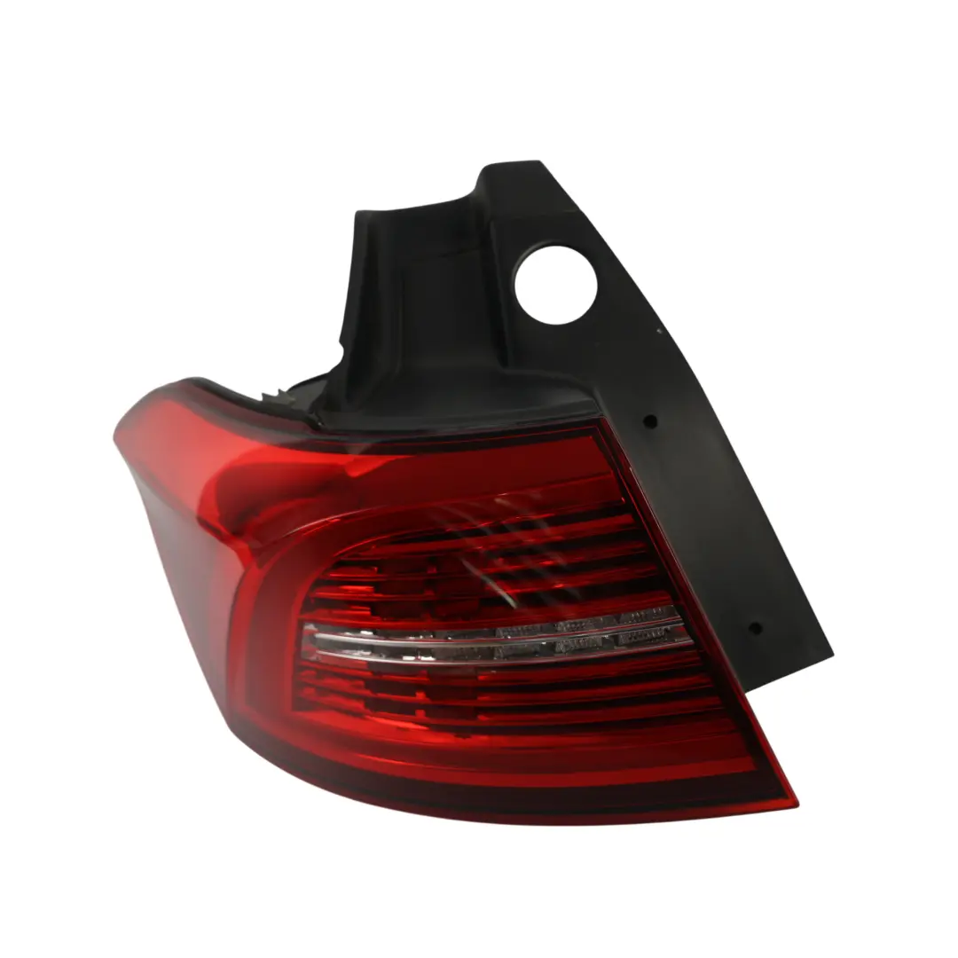 Volkswagen Passat B8 Estate Luz Trasera Izquierda - SKU 3G9945207J - Número de pieza 3G9945207J