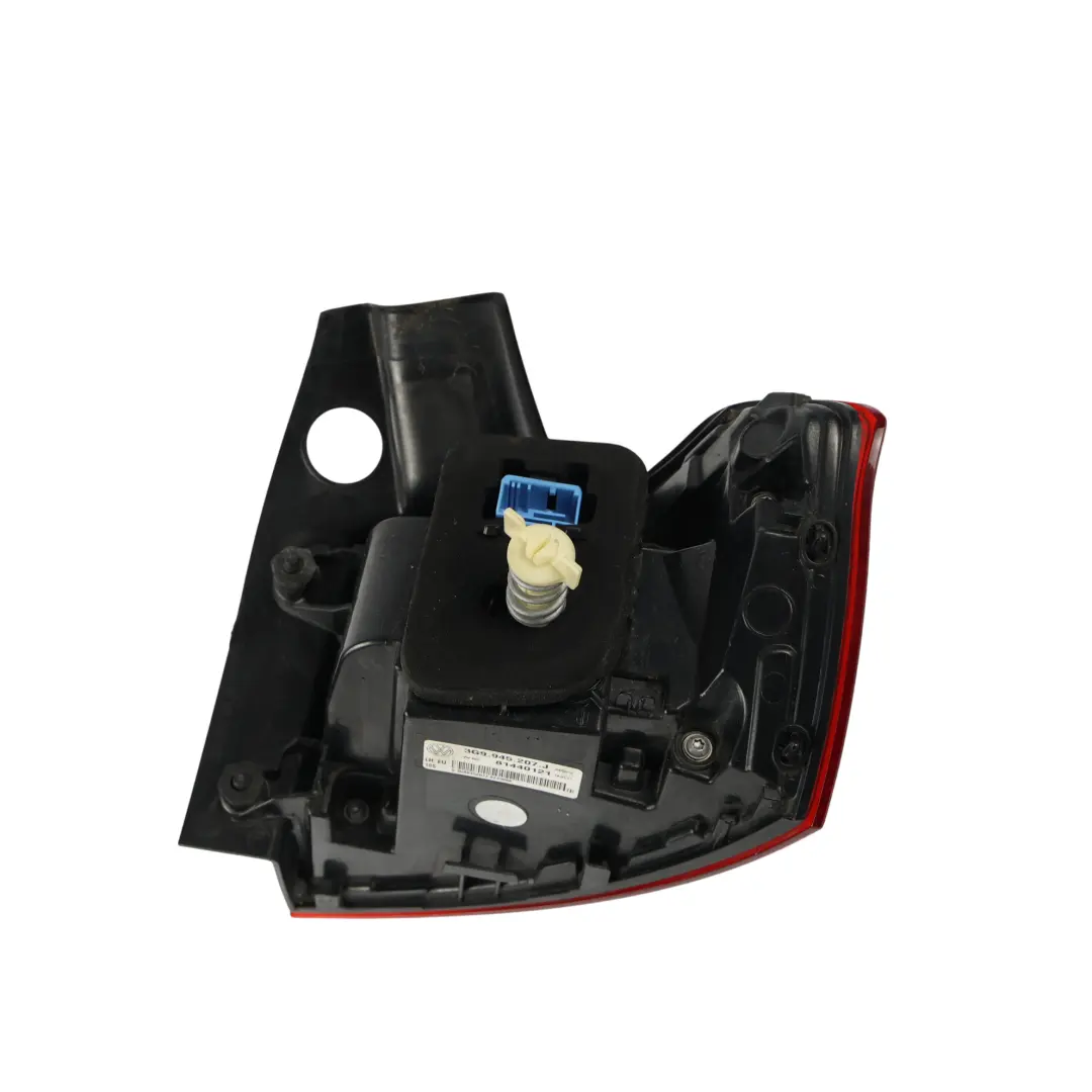 Volkswagen Passat B8 Kombi Heckleuchte Hinten Links - SKU 3G9945207J - Teilenummer 3G9945207J