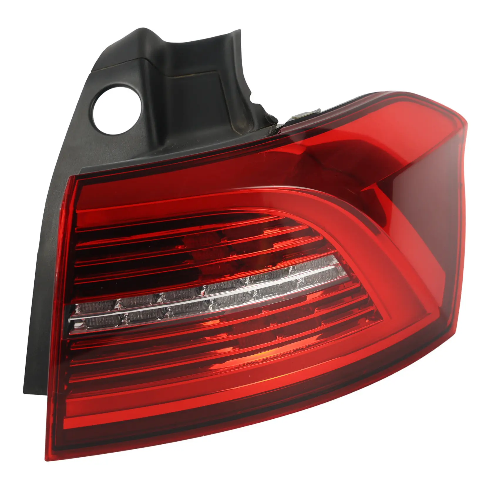 Volkswagen Passat B8 Tail Light Rear Lamp Outer Right O/S 3G9945208J