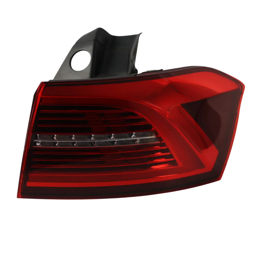 Feu Arrière Lampe Extérieur Droit pour Volkswagen Passat B8 à propos du numéro de pièce 3G9945208J Volkswagen Passat B8 Feu Arrière Lampe Extérieur Droit - SKU 3G9945208J - Numéro de pièce 3G9945208J