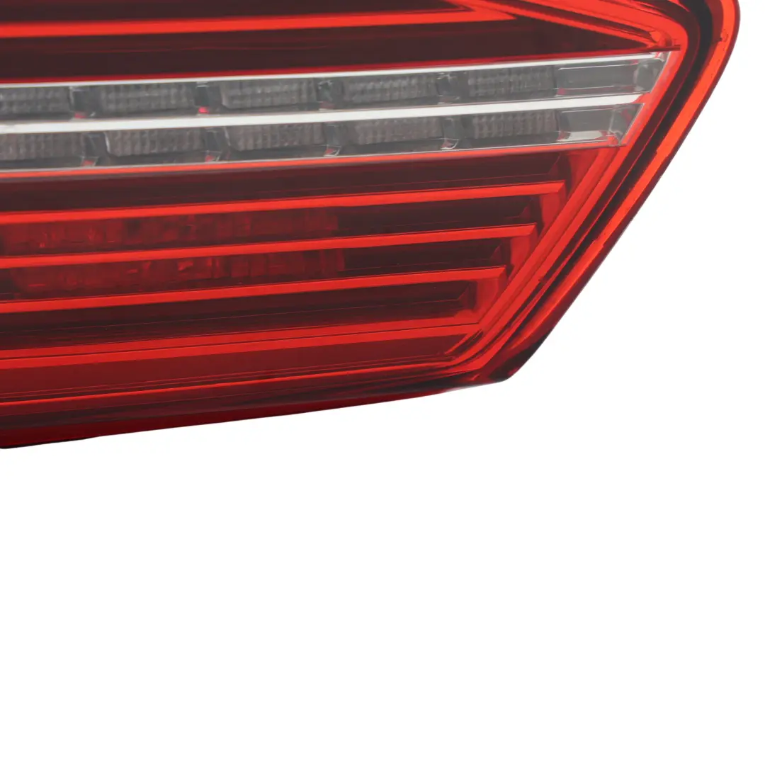 Volkswagen Passat B8 Fanale Posteriore Interno Destro - SKU 3G9945308D - Numero di parte 3G9945308D