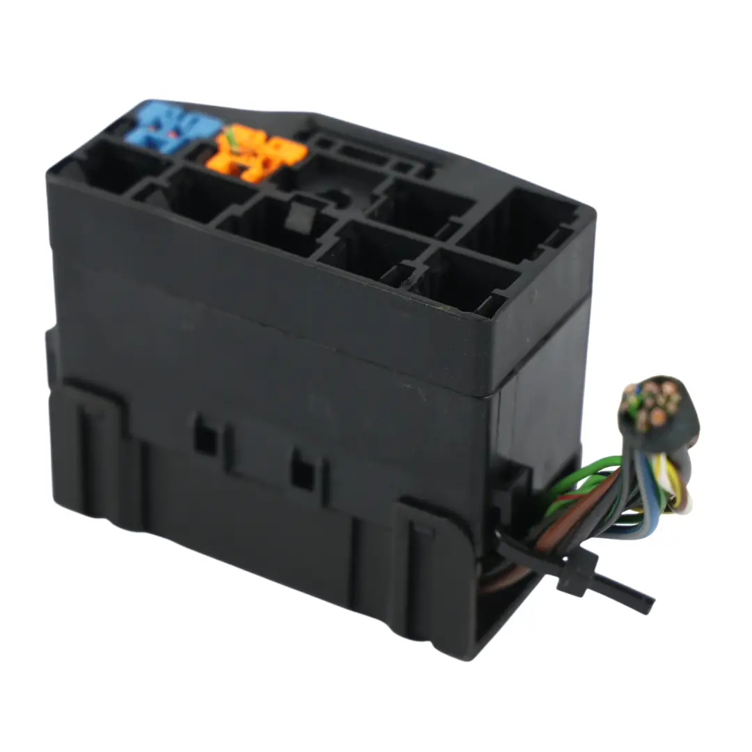 Connecteur Siège Gauche Droite pour Land Rover Discovery 3 L319 à propos du numéro de pièce 3M5T-14489-DNA Land Rover Discovery 3 L319 Connecteur Siège Gauche Droite - SKU 3M5T-14489-DNA - Numéro de pièce 3M5T-14489-DNA