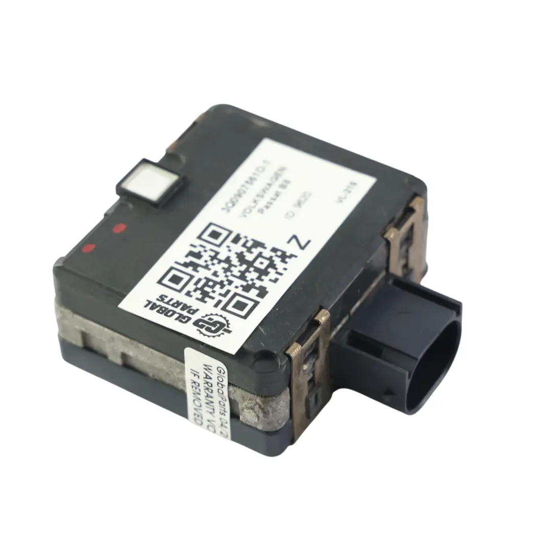 Volkswagen Passat B8 Abstandsregelung Radar Sensor Steuergerät - SKU 3Q0907561D-1 - Teilenummer 3Q0907561D