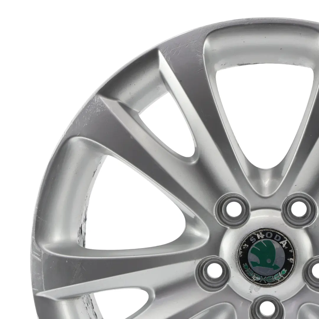 Skoda Superb MK2 Cerchione Lega Argento 17" 7,5J ET:49 5 Doppia Razza - SKU 3T0601025D-1 - Numero di parte 3T0601025D