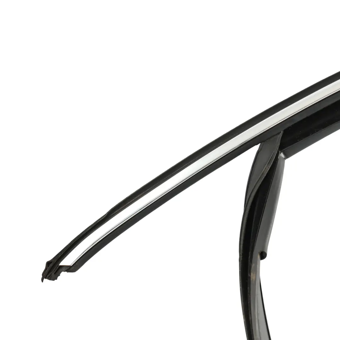 Mk2 B6 Front Door Window Seal Trim Cover Outer Left N/S to Skoda Superb with Part number 3T0837431E Skoda Superb Mk2 B6 Front Door Window Seal Trim Cover Outer Left N/S - SKU 3T0837431E - Part number 3T0837431E