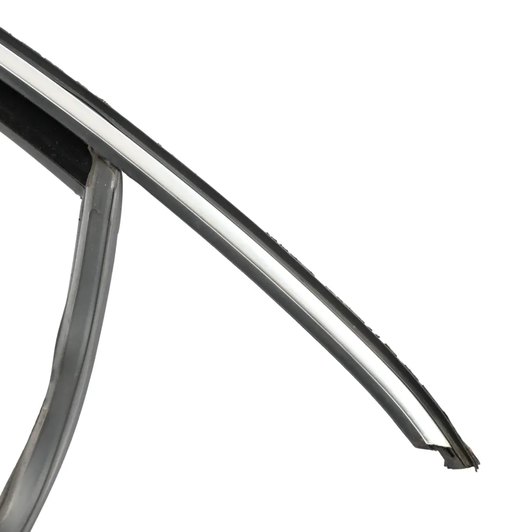 Mk2 B6 Front Door Window Seal Trim Cover Outer Right O/S to Skoda Superb with Part number 3T0837432E Skoda Superb Mk2 B6 Front Door Window Seal Trim Cover Outer Right O/S - SKU 3T0837432E - Part number 3T0837432E