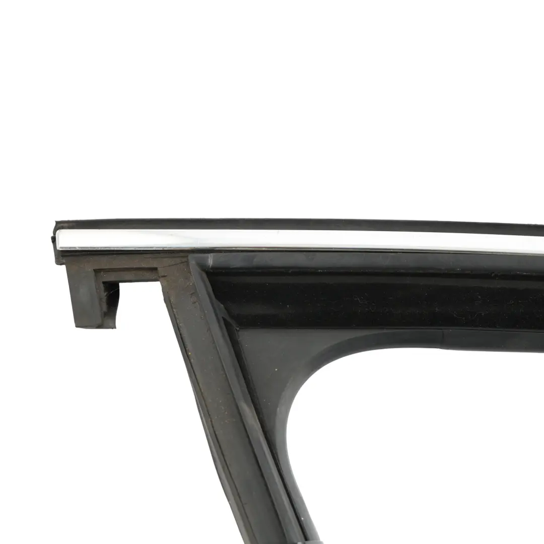 Mk2 B6 Front Door Window Seal Trim Cover Outer Right O/S to Skoda Superb with Part number 3T0837432E Skoda Superb Mk2 B6 Front Door Window Seal Trim Cover Outer Right O/S - SKU 3T0837432E - Part number 3T0837432E