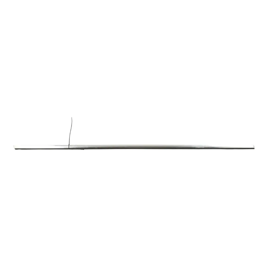MK2 B6 Moldura Junta Puerta Delantera Exterior Derecha para Skoda Superb con número de pieza 3T0837476A Skoda Superb MK2 B6 Moldura Junta Puerta Delantera Exterior Derecha - SKU 3T0837476A - Número de pieza 3T0837476A