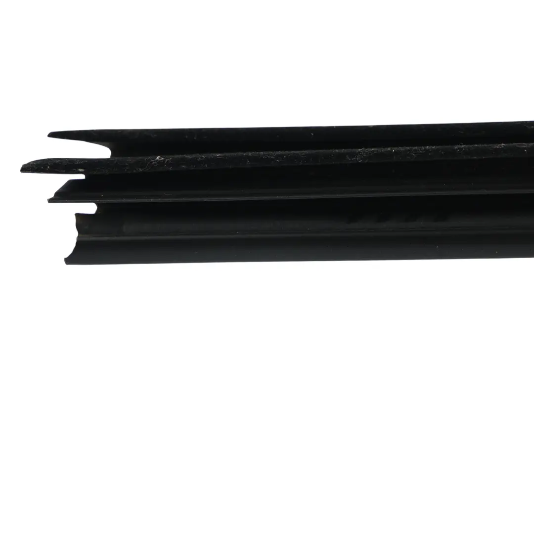 Skoda Superb B6 3T Joint Étanchéité Caoutchouc Porte Avant Gauche - SKU 3T0837479 - Numéro de pièce 3T0837479