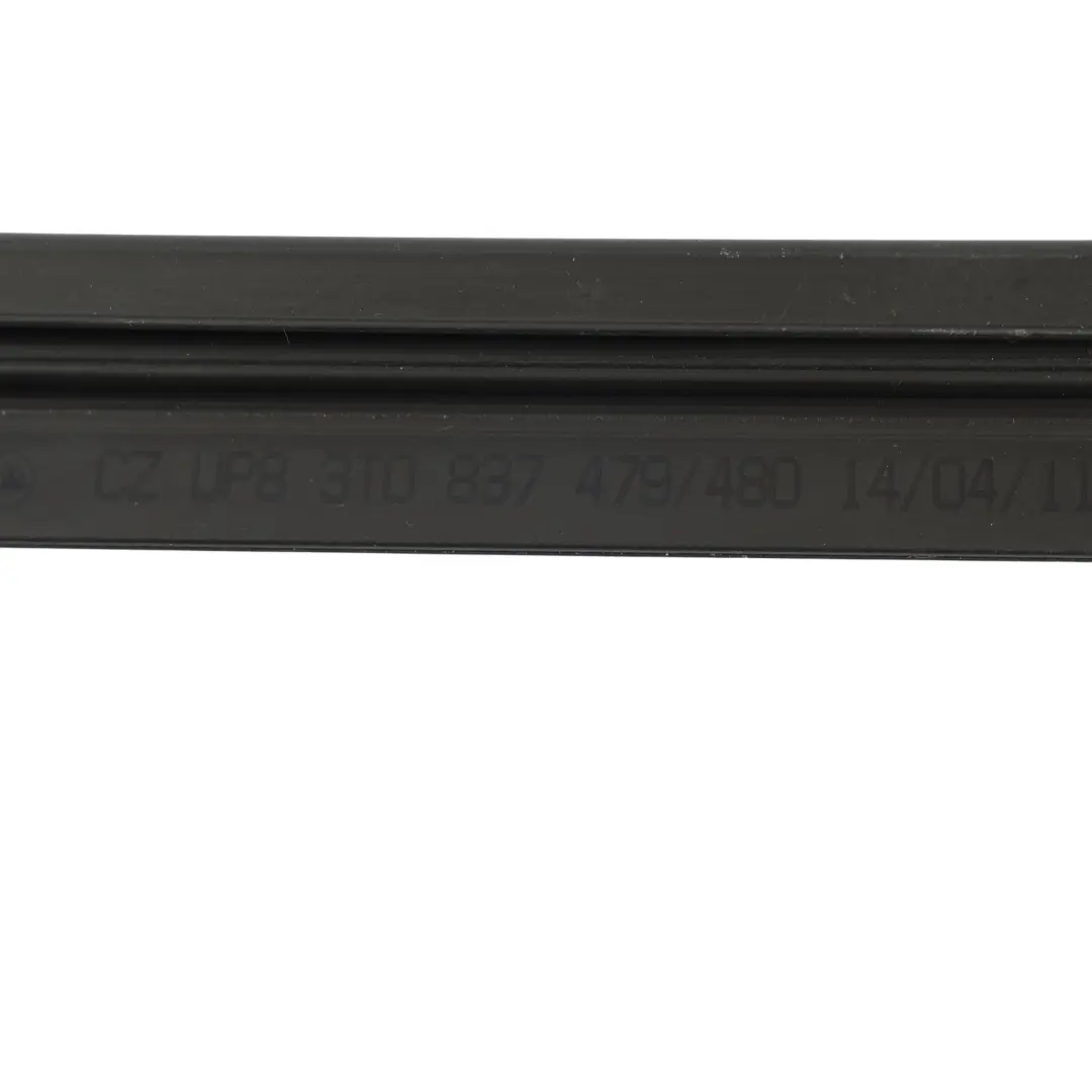 Skoda Superb B6 Joint Étanchéité Fenêtre Intérieur Droit - SKU 3T0837480 - Numéro de pièce 3T0837480