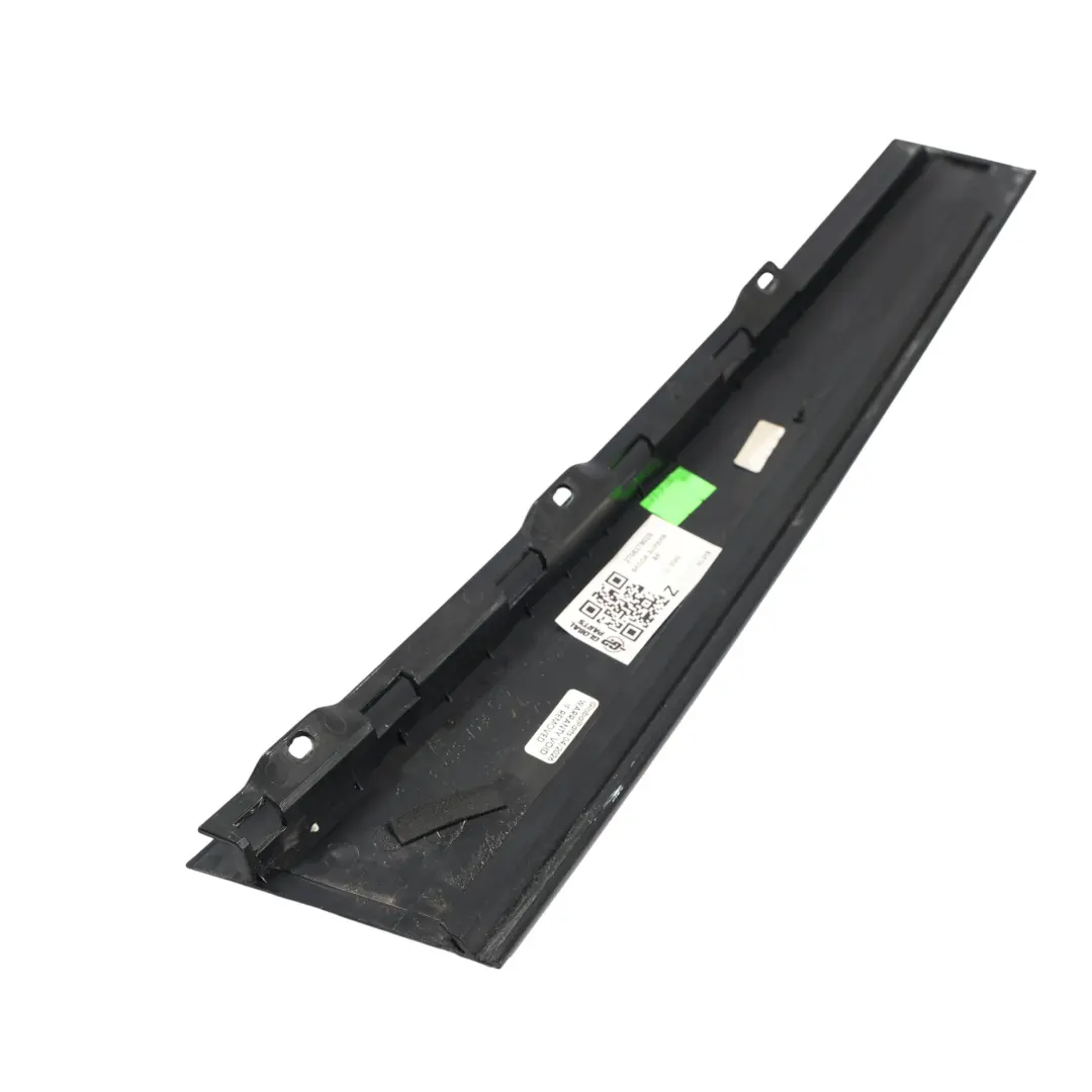 Skoda Superb B6 3T Moldura Pilar B Exterior Derecho - SKU 3T0837902B - Número de pieza 3T0837902B