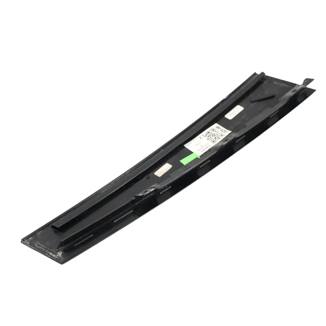 3T Garniture Montant B Extérieur Droit pour Skoda Superb B6 à propos du numéro de pièce 3T0837902B Skoda Superb B6 3T Garniture Montant B Extérieur Droit - SKU 3T0837902B - Numéro de pièce 3T0837902B