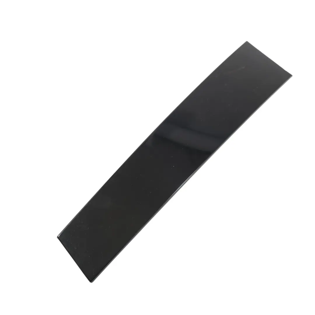 3T Garniture Montant B Extérieur Droit pour Skoda Superb B6 à propos du numéro de pièce 3T0837902B Skoda Superb B6 3T Garniture Montant B Extérieur Droit - SKU 3T0837902B - Numéro de pièce 3T0837902B