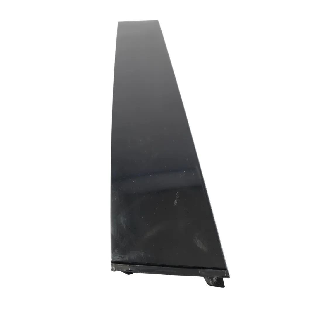 3T Garniture Montant B Extérieur Droit pour Skoda Superb B6 à propos du numéro de pièce 3T0837902B Skoda Superb B6 3T Garniture Montant B Extérieur Droit - SKU 3T0837902B - Numéro de pièce 3T0837902B