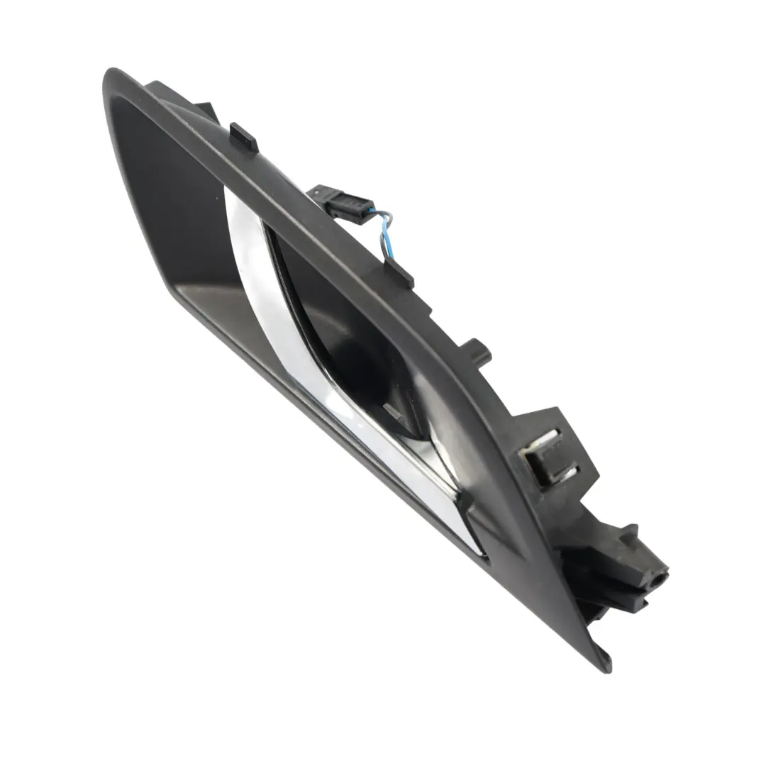 Poignée Porte Intérieure Arrière Droite pour Skoda Superb B6 à propos du numéro de pièce 3T0839248 Skoda Superb B6 Poignée Porte Intérieure Arrière Droite - SKU 3T0839248 - Numéro de pièce 3T0839248