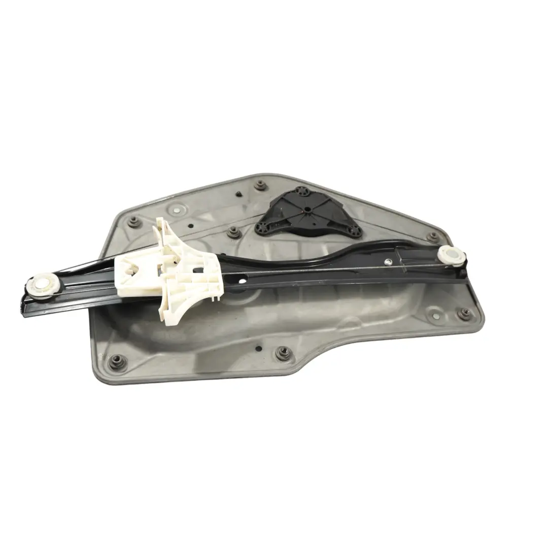 3T B6 Alzacristallo Meccanismo Posteriore Destro per Skoda Superb con numero di parte 3T0839462 Skoda Superb 3T B6 Alzacristallo Meccanismo Posteriore Destro - SKU 3T0839462 - Numero di parte 3T0839462