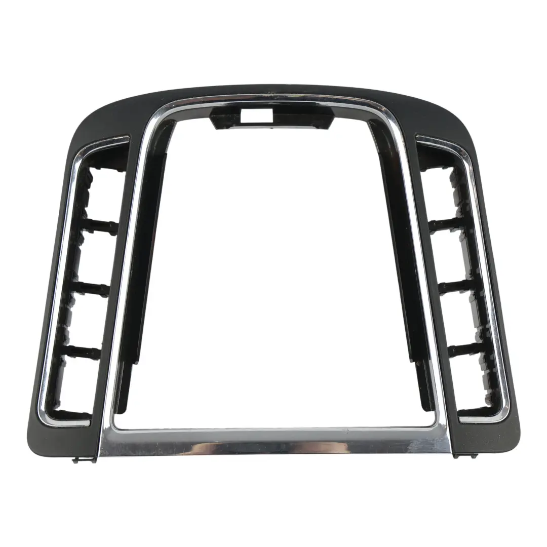 3T Ramka Panelu Konsoli Selektora Biegów do Skoda Superb B6 o numerze 3T0863212B Skoda Superb B6 3T Ramka Panelu Konsoli Selektora Biegów - SKU 3T0863212B - Numer Części 3T0863212B