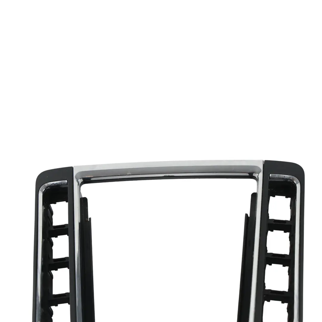 3T Pannello Rivestimento Console Centrale Selettore per Skoda Superb B6 con numero di parte 3T0863212B Skoda Superb B6 3T Pannello Rivestimento Console Centrale Selettore - SKU 3T0863212B - Numero di parte 3T0863212B