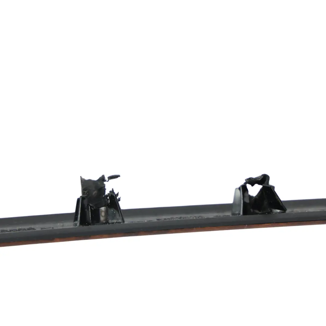 MK3 Moldura Puerta Trasera Derecha para Skoda Superb B6 con número de pieza 3T0867440E Skoda Superb B6 MK3 Moldura Puerta Trasera Derecha - SKU 3T0867440E - Número de pieza 3T0867440E