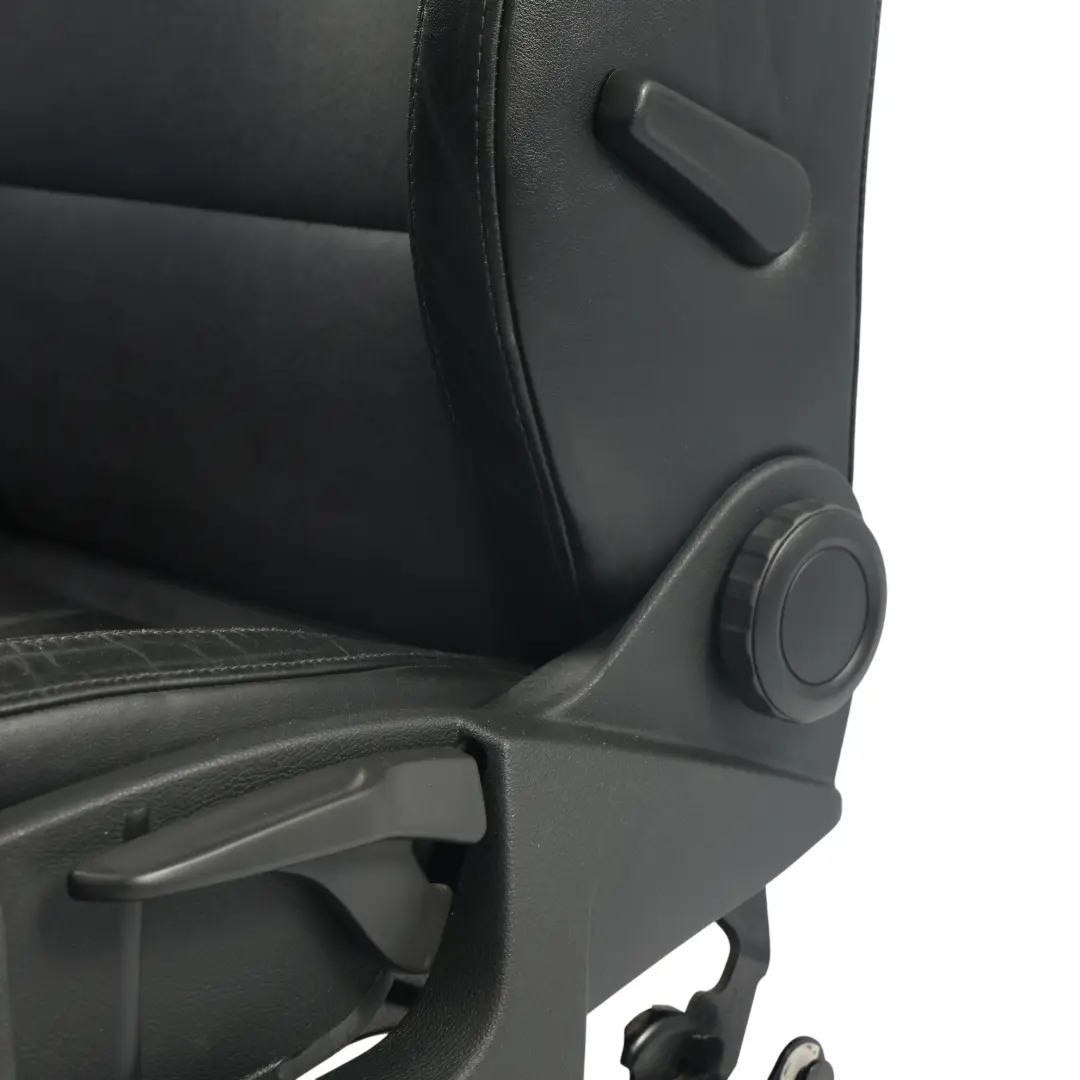 Skoda Superb MK2 Siège Avant Intérieur Cuir Alcantara Gauche Tache Noir - SKU 3T0881805CH-1 - Numéro de pièce 3T0881805CH