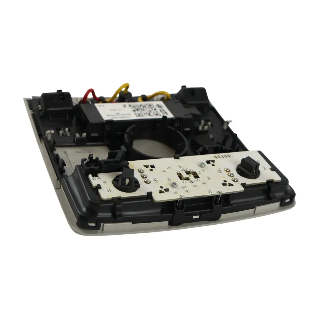 3T Octavia 5E Luz Lectura Techo Gris Perla para Skoda Superb B6 con número de pieza 3T0947105H Skoda Superb B6 3T Octavia 5E Luz Lectura Techo Gris Perla - SKU 3T0947105H - Número de pieza 3T0947105H