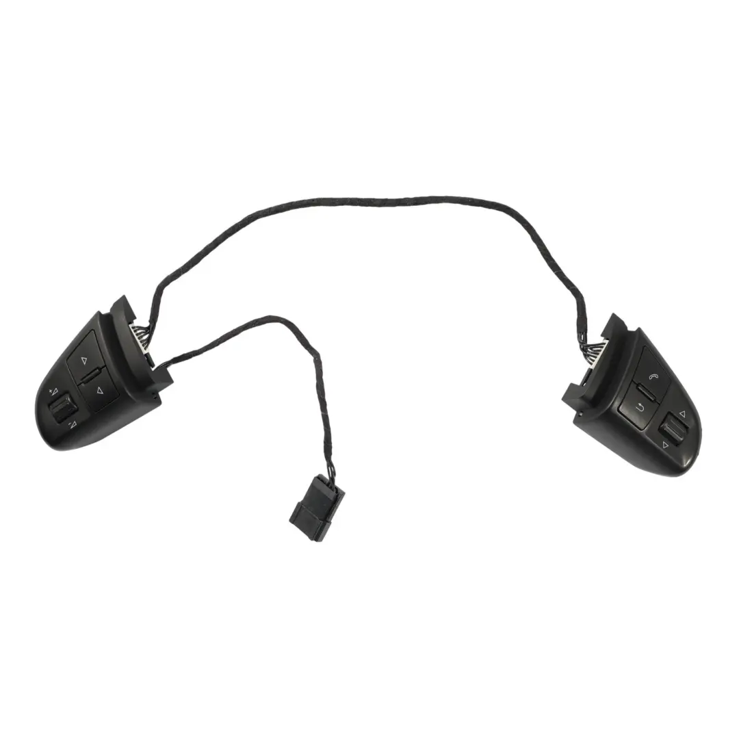 Mk2 Przełączniki Kierownicy 3T0959537C do Skoda Octavia o numerze 3T0959538F Skoda Octavia Mk2 Przełączniki Kierownicy 3T0959537C - SKU 3T0959538F - Numer Części 3T0959538F