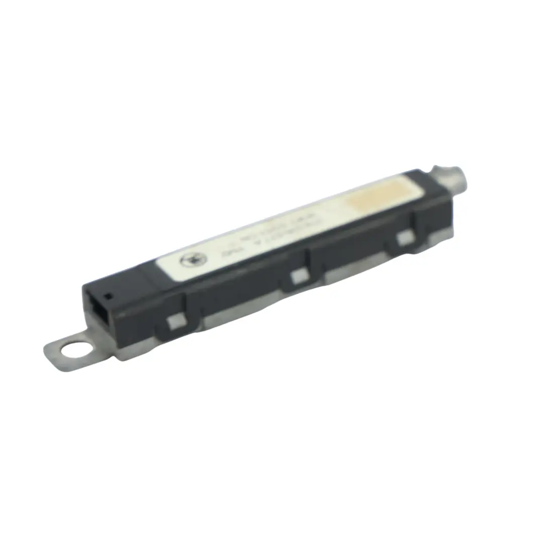 Mk2 B6 Aerial Antenna Amplifier Module Control Unit to Skoda Superb with Part number 3T9035577A Skoda Superb Mk2 B6 Aerial Antenna Amplifier Module Control Unit - SKU 3T9035577A - Part number 3T9035577A