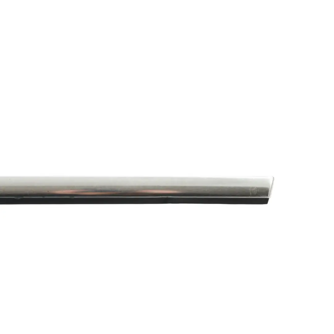 Uszczelka Szyby Zewnętrzna Tylna Lewa do Skoda Superb B6 o numerze 3T9839476 Skoda Superb B6 Uszczelka Szyby Zewnętrzna Tylna Lewa - SKU 3T9839476 - Numer Części 3T9839476