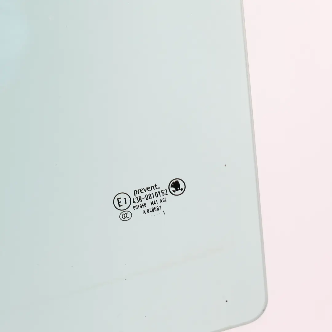 Mk2 Rear Door Window Glass Glazing Left N/S Green AS2 to Skoda Superb with Part number 3T9845205 Skoda Superb Mk2 Rear Door Window Glass Glazing Left N/S Green AS2 - SKU 3T9845205 - Part number 3T9845205